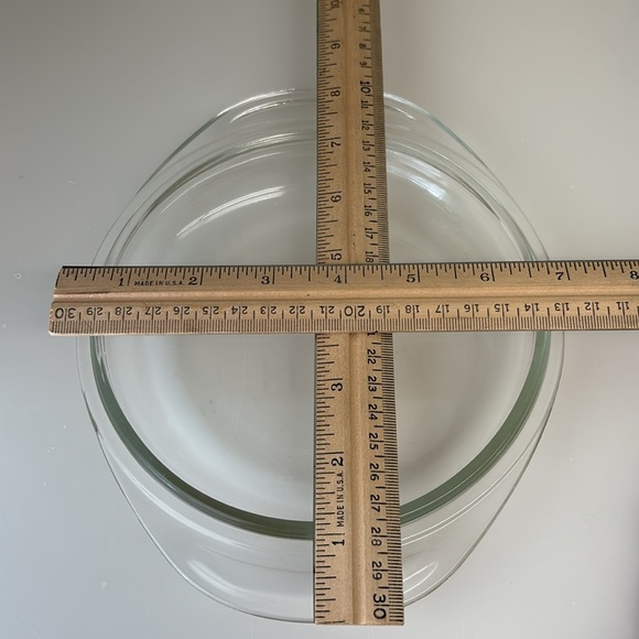 Vintage Pyrex 682-C 31 Clear Glass Round Casserole Replacement Lid with handles - Picture 10 of 11